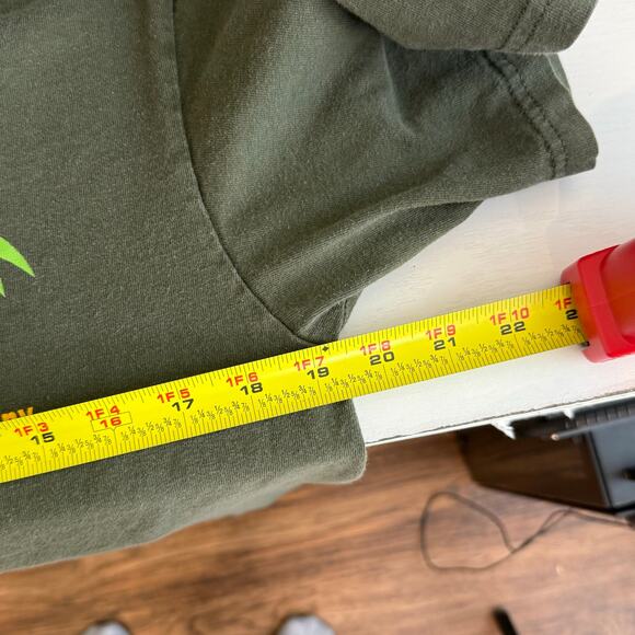 anvil green horse shoot move communicate streetwear mens shirt size Medium - Picture 6 of 7